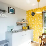 The Loft, Apple & Blossom