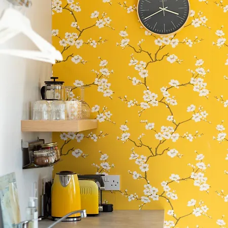 The Loft, Apple & Blossom Apartment