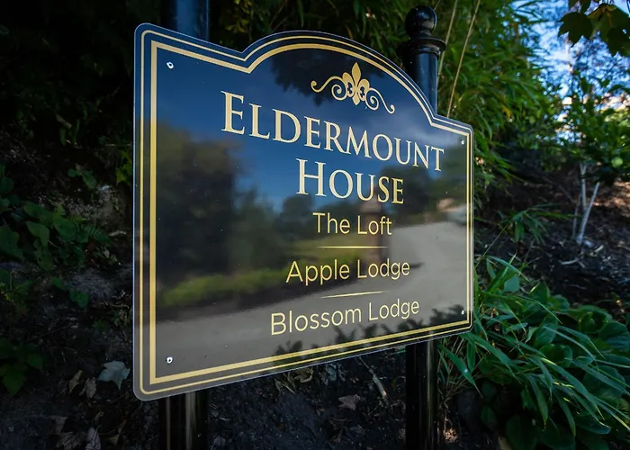 The Loft, Apple & Blossom Апартаменты *