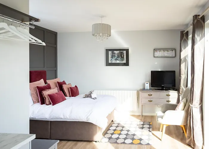 The Loft, Apple & Blossom Апартаменты