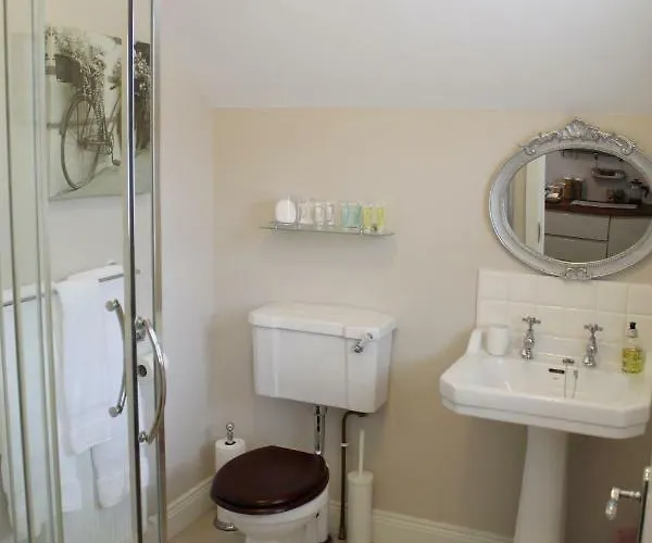 The Loft, Apple & Blossom